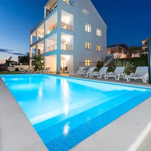Deluxe Carlotta Zadar