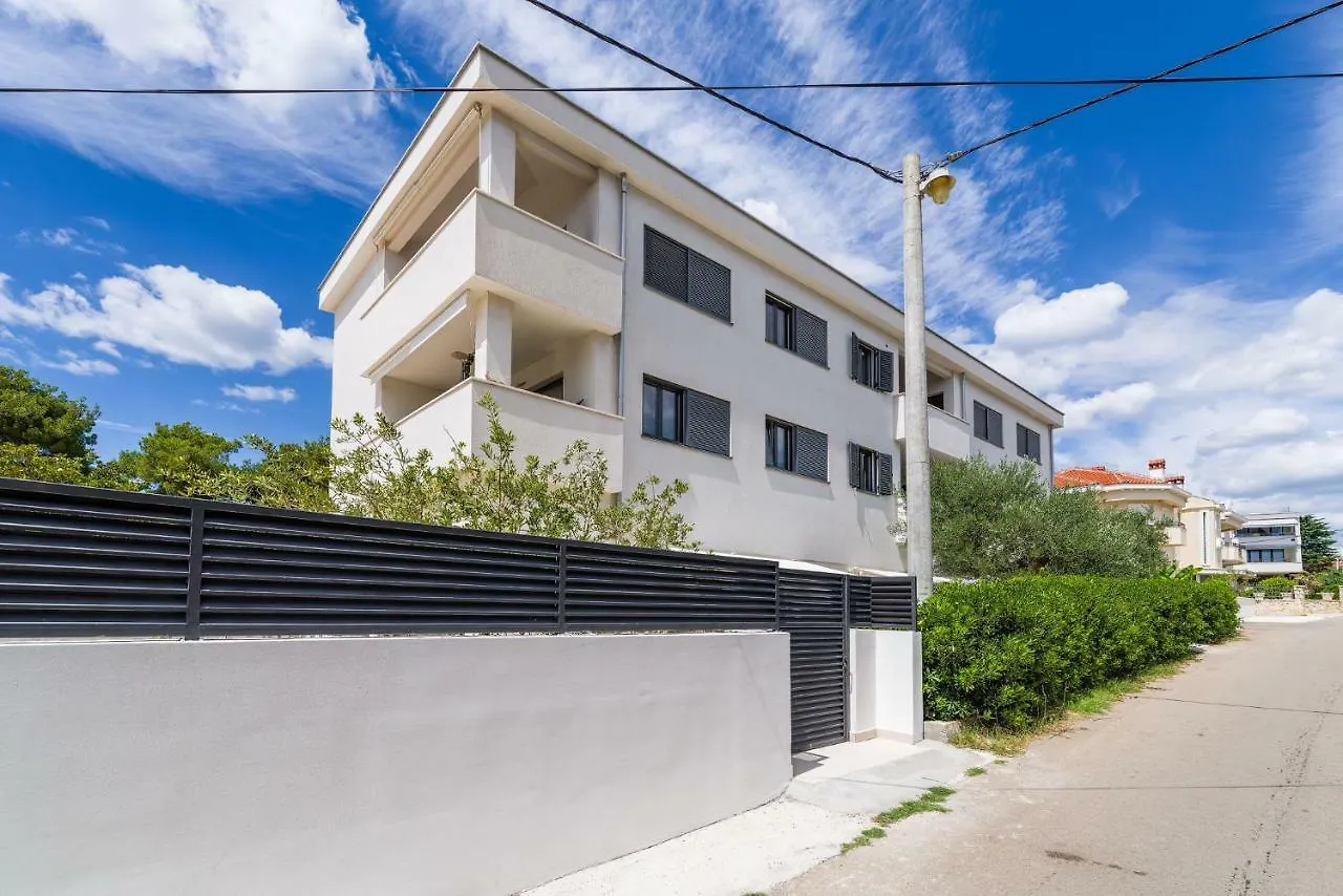 Villa Topesa Ζαντάρ